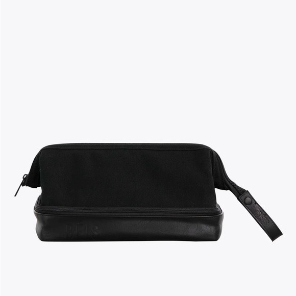 BEIS Other - BEIS black toiletry Travel Bag in excellent condition.